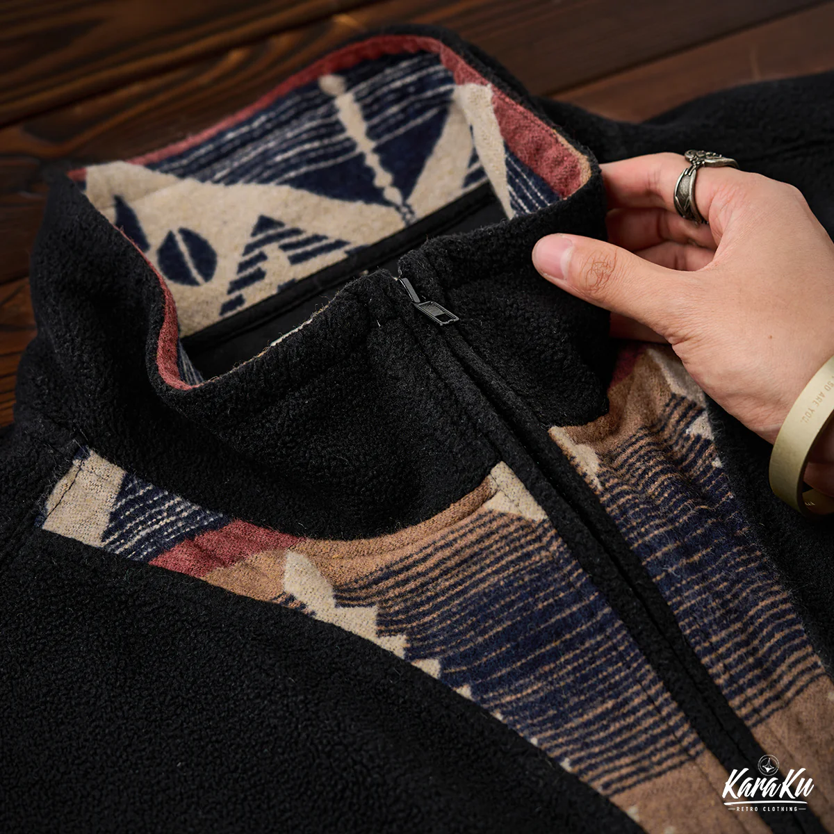 ナバホ柄コンビ　ハーフジップポーラーフリースプルオーバースウェット - Image 6